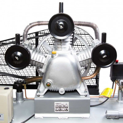 Компрессор SIGMA 5.5кВт 865л/мин Компрессор SIGMA 5.5кВт 865л/мин